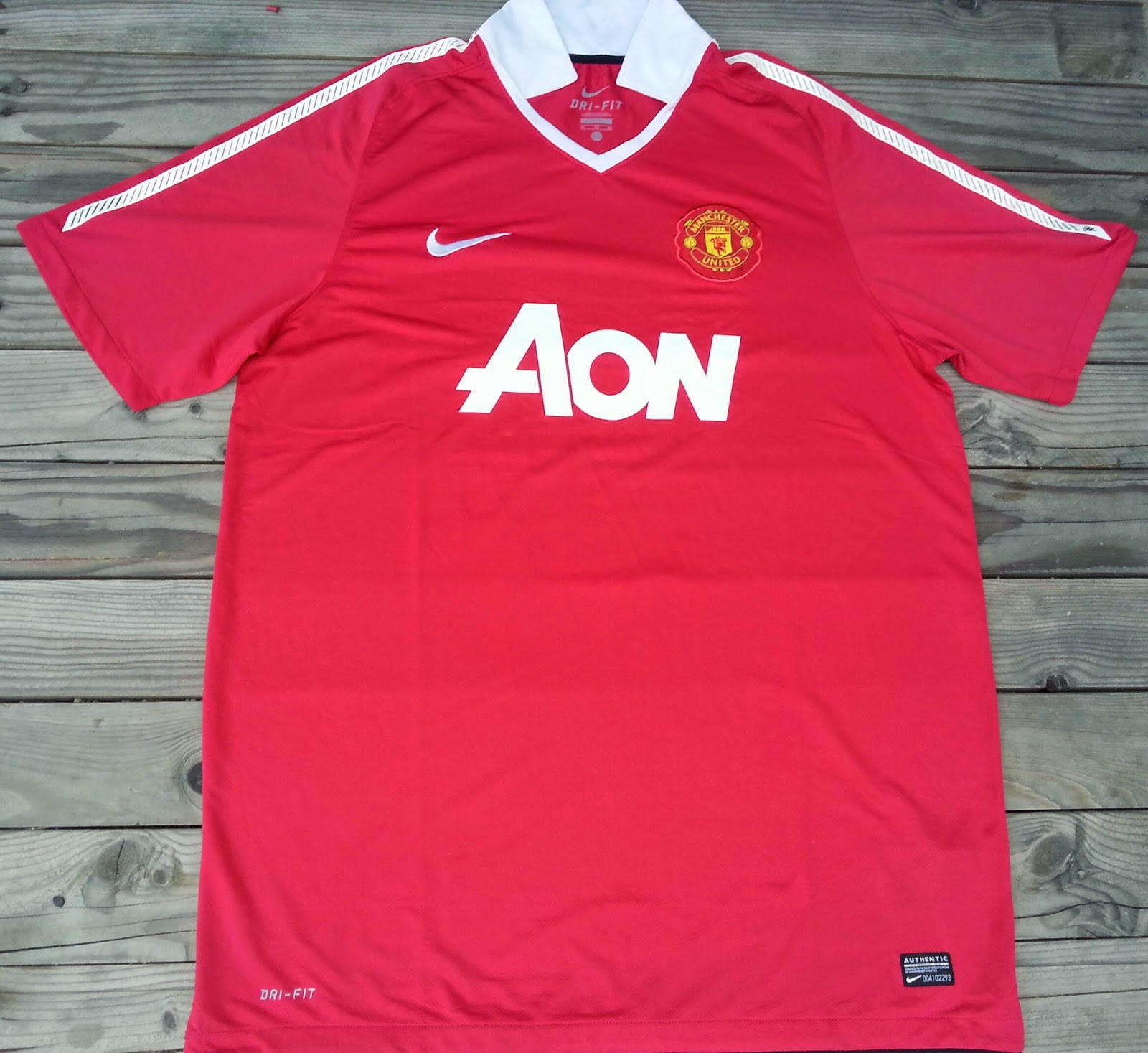 value wardrobe jersey nike manchester united aon (SOLD OUT)