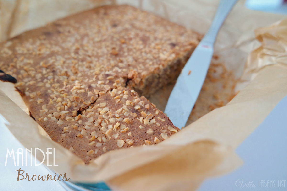 Villa Lebenslust Blog: Schnelle saftige Mandel Brownies - Rezept