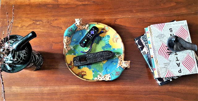 My living room creep toward midcentury-modern boho chic - coffee table top www.BoHoHome.com @bohosusan