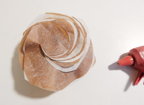 DIY : Fleur en papier de soie pour la Saint Valentin