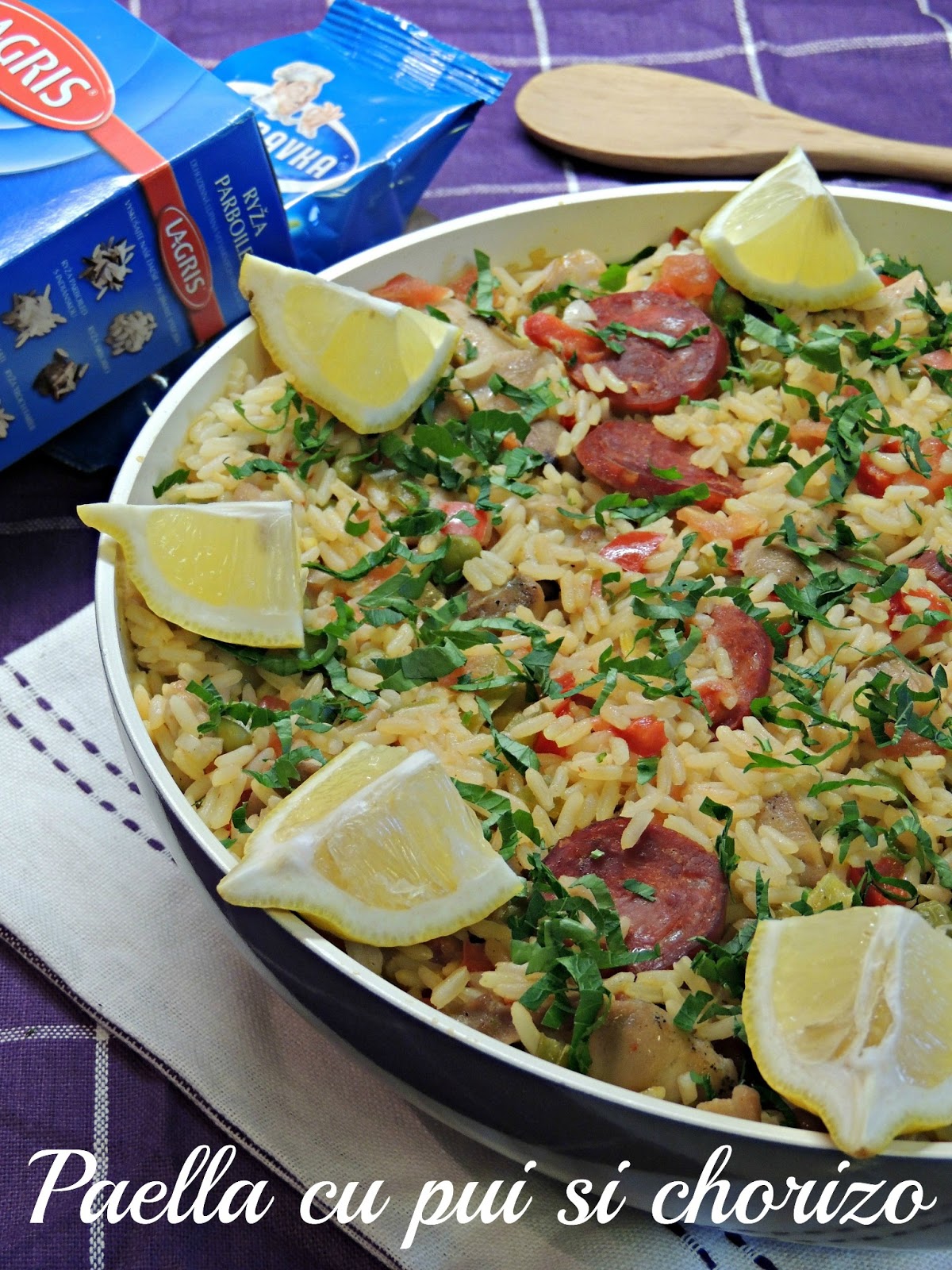 PAELLA CU PUI SI CHORIZO