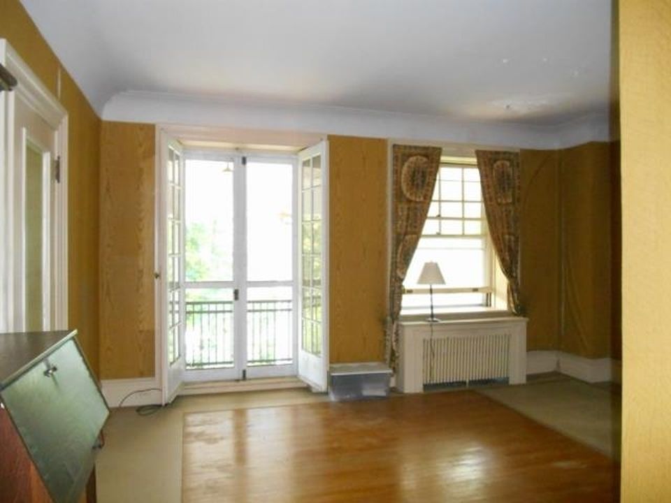 Sweet House Dreams 1910 Brick Mansion in Glens Falls, New York