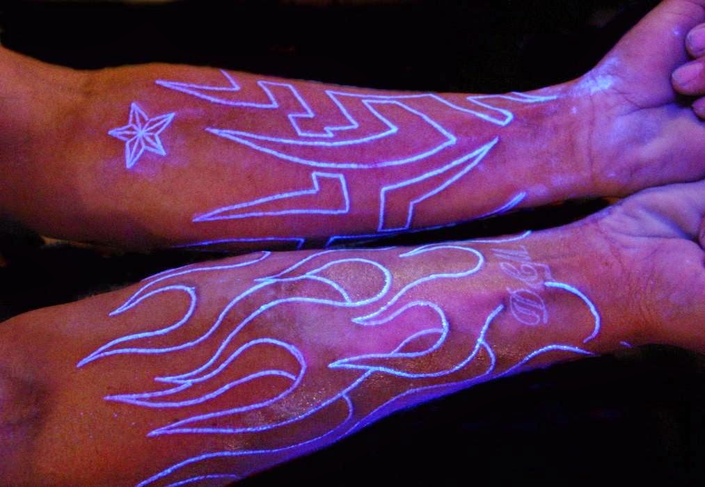 tattoo ultra violet The most unique tattoo with the concept of ultra violet