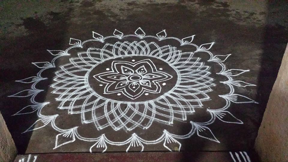 TELUGU WEB WORLD FREEHAND PENCIL ART RANGOLI WITH BIG DOUBLE THICK LINES RANGOLI ART