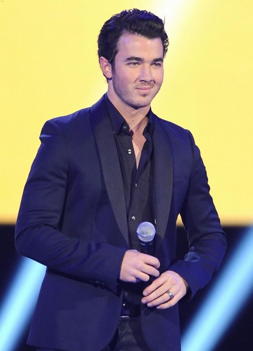 Kevin Jonas - Photo Colection