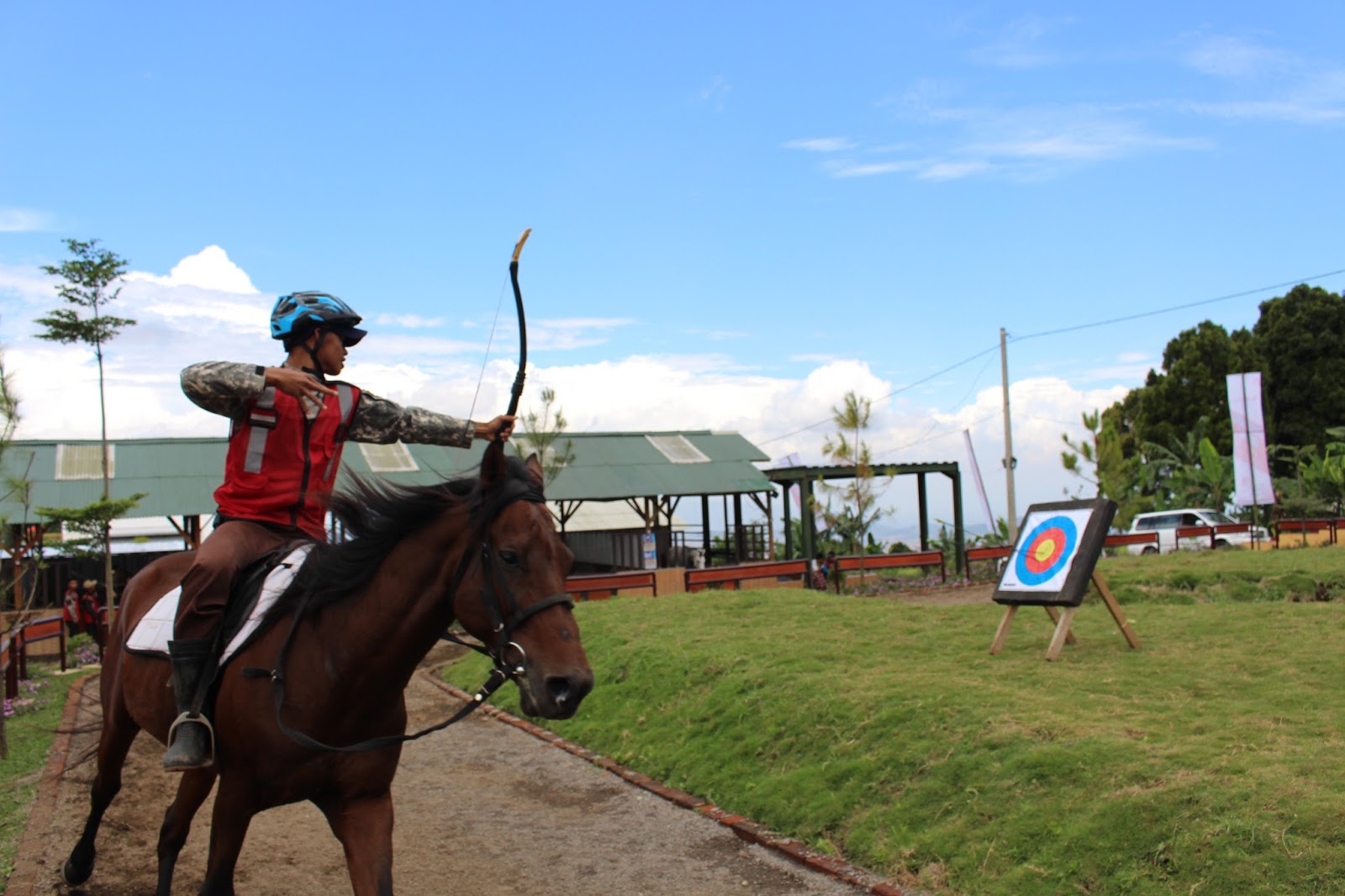 Tempat Belajar Memanah Berkuda | Sekolah Kursus Berkuda