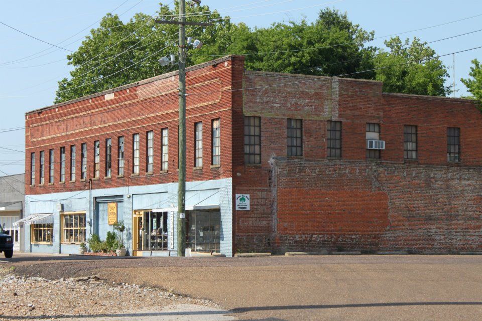 Life's New Adventure A Tour Of Greenwood, Mississippi