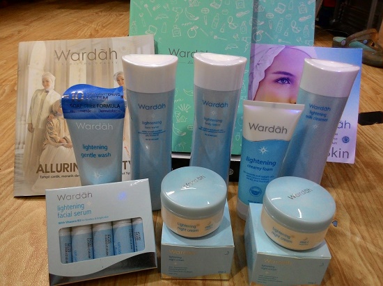 Produk Wardah Lightening Series Untuk Kulit Berminyak, Wow