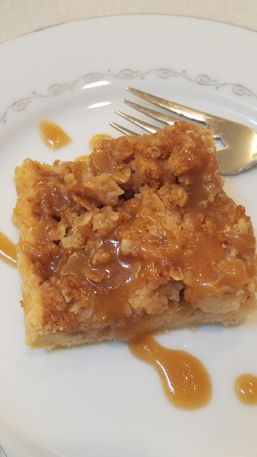 Ever Ready Caramel Apple Slab Pie