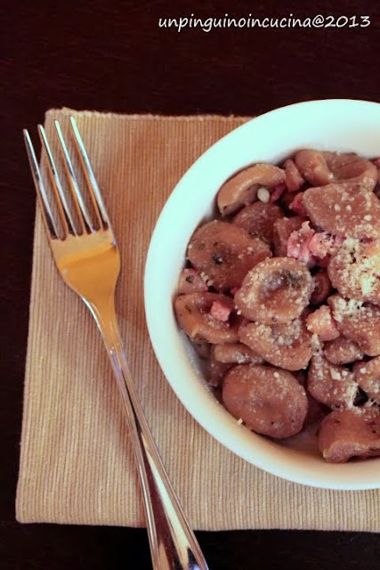 gnocchetti di castagne con salvia, pecorino e speck