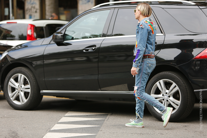 Street-Fashion-Trends-Distressed-repaired-and-patched-HD-Images Street-Fashion-Trends-Distressed-repaired-and-patched-HD-Images