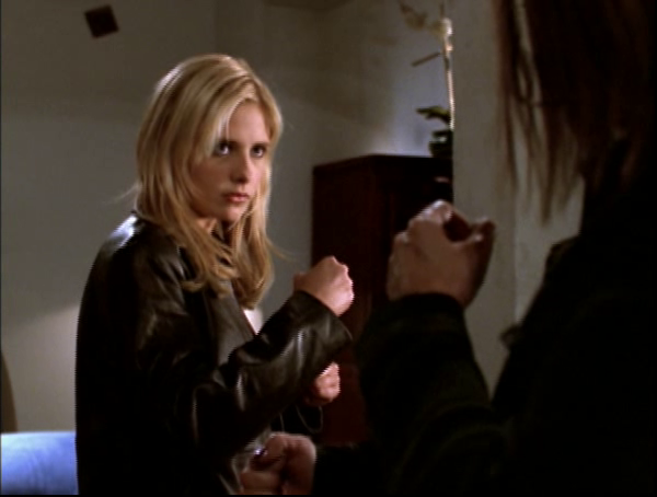 Screencaps Post 63-Buffy The Vampire Slayer-Graduation Day Part 1.