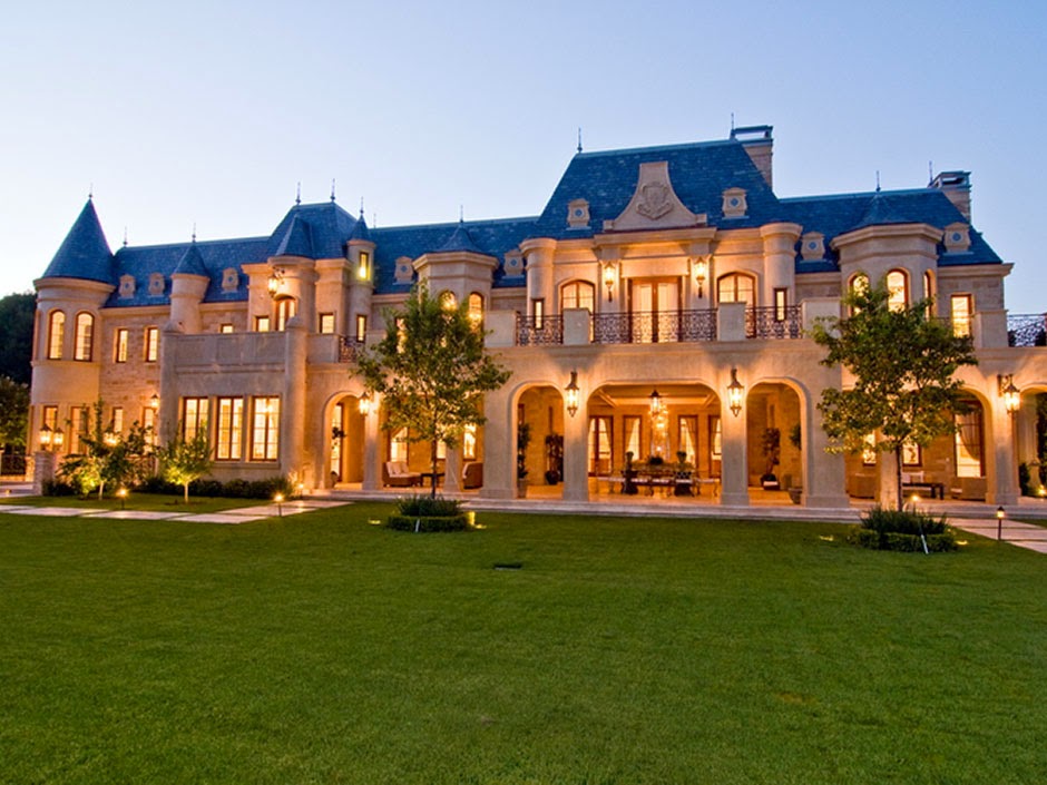 Robert Eustace’s 50,000 Square Foot Waterfront Mega Mansion