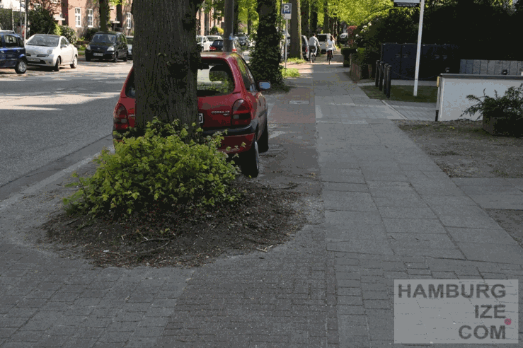 Maienweg - Fake-"Radweg" © hamburgize.com / Stefan Warda