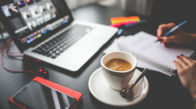 Reasons to Hire Essay Writing Service
