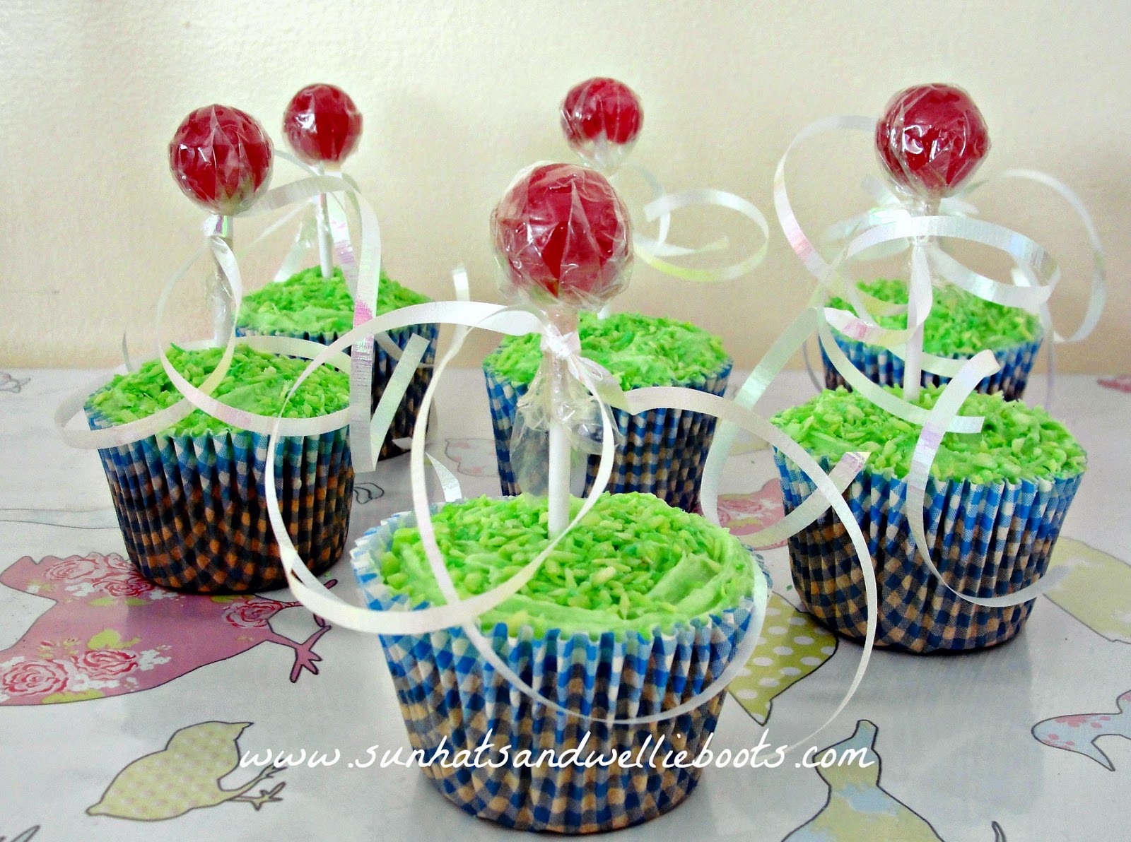 Sun Hats & Wellie Boots Maypole Cupcakes for May Day