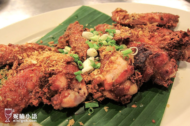 【曼谷美食】Somtam Nua 。CNN 採訪過的炸雞名店 by 妮喃小語 【曼谷美食】Somtam Nua 。CNN 採訪過的炸雞名店 by 妮喃小語
