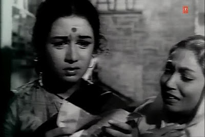 Conversations Over Chai: Hum Dono (1961)