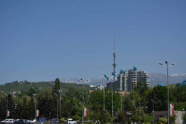 Almatı televizyon kulesi Almatı televizyon kulesi
