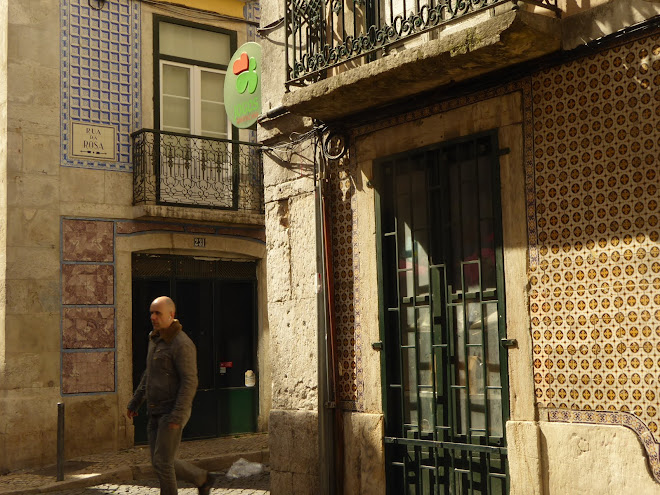 Old Street Lisbon