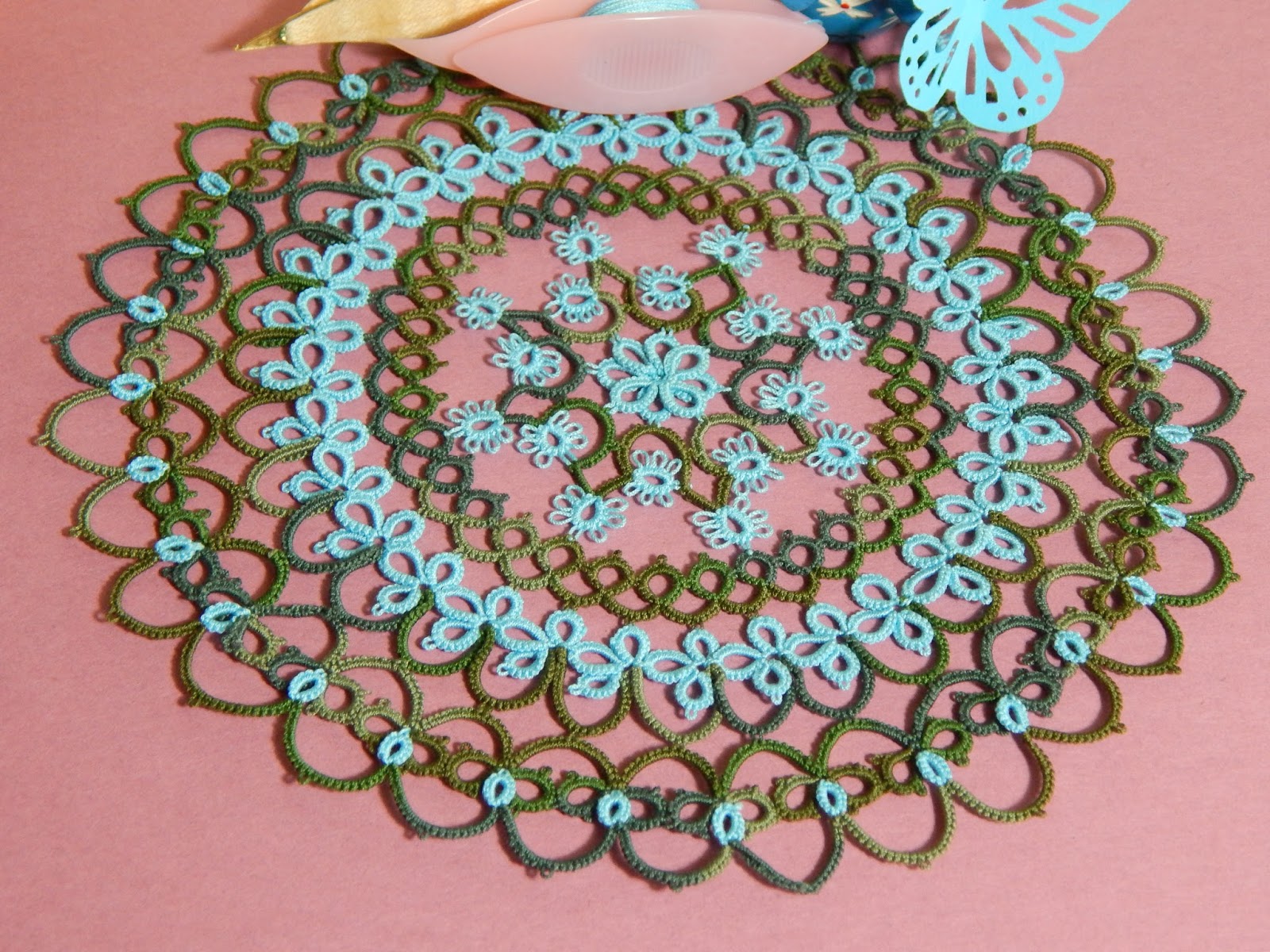 Carollyn's Tatting Blog "Guesses Doily" With Tatting Lace