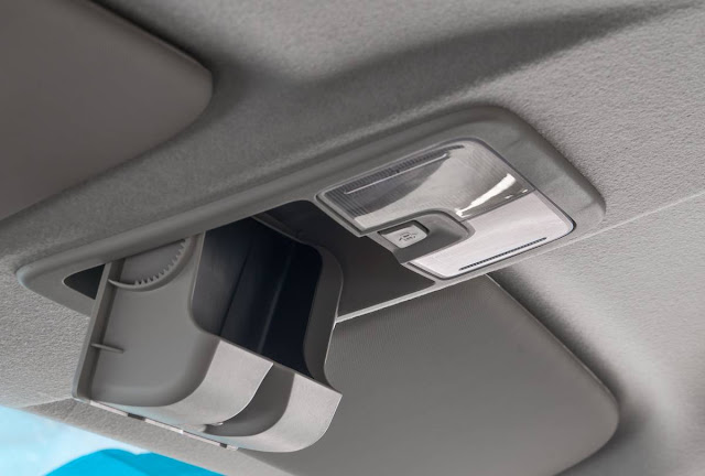 Chevrolet S-10 2014 - interior