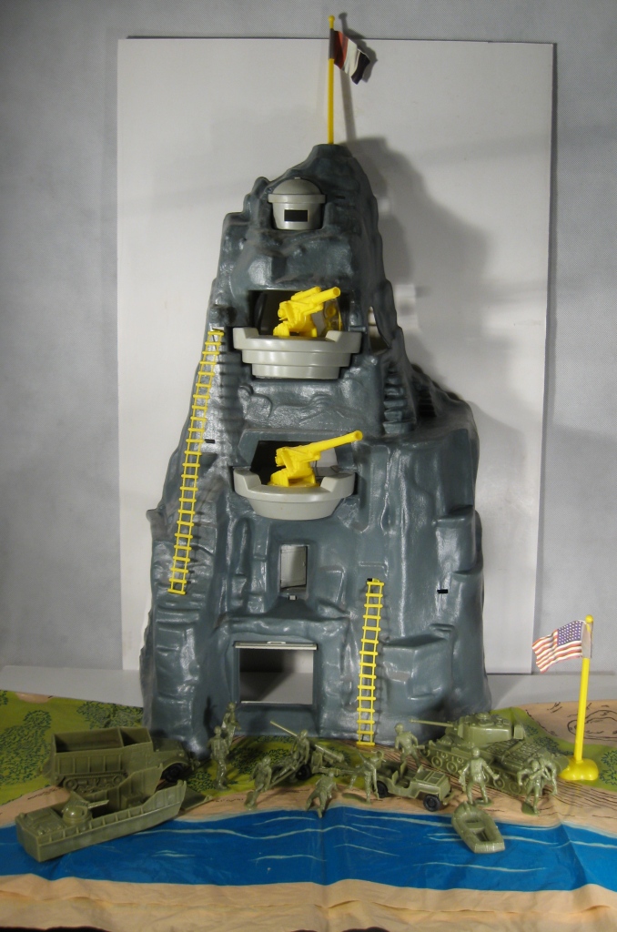 Toys and Stuff Marx Navarone Giant Playset