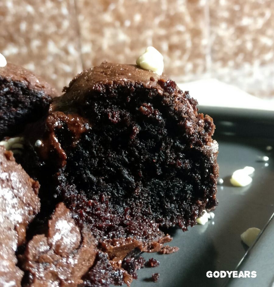 Recipe Easy Eggless Chocolate Cake Godyears