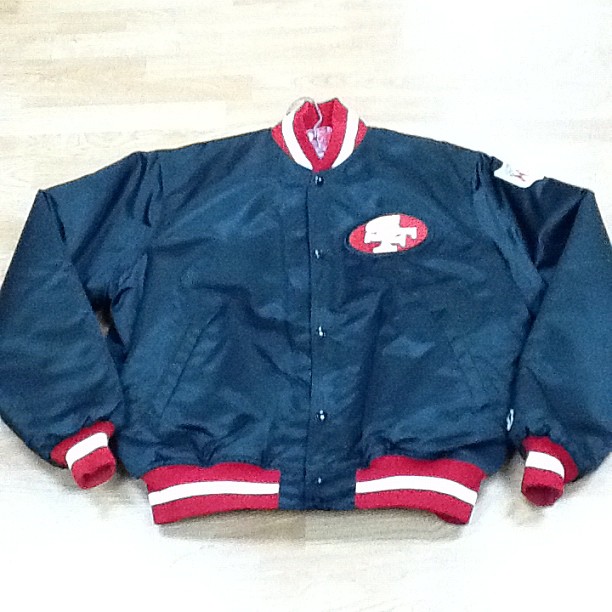 T.R.O.Y. VINTAGE : Black San Francisco 49ers Starter Jacket!