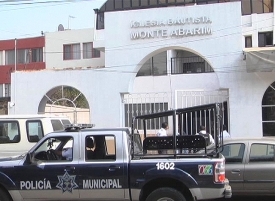 Policía investiga el asalto a Iglesia Bautista Monte Abarim 
