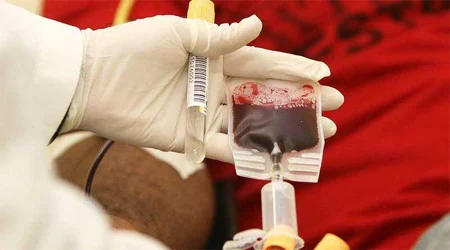 Madhya Pradesh: Minor girls sell blood to pay warden, Bhoppal, Student, Threatened, Hospital, News, National