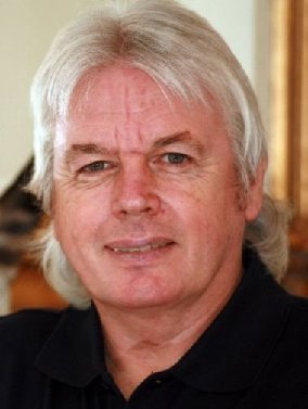 pussy fucked with a bottle gifs david icke dating site