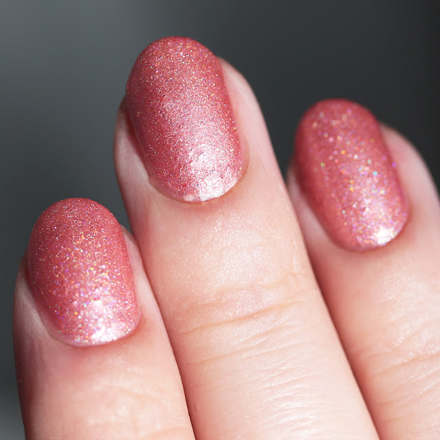  Kissing Toad Lacquer Keeps It Poppin' 
