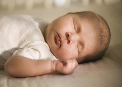 嬰兒一天需要睡多久呢?認識嬰兒睡眠