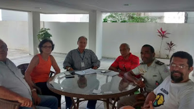 Prefeitura, Amarv e PM se reúnem com moradores do Morro das Vivendas Prefeitura, Amarv e PM se reúnem com moradores do Morro das Vivendas