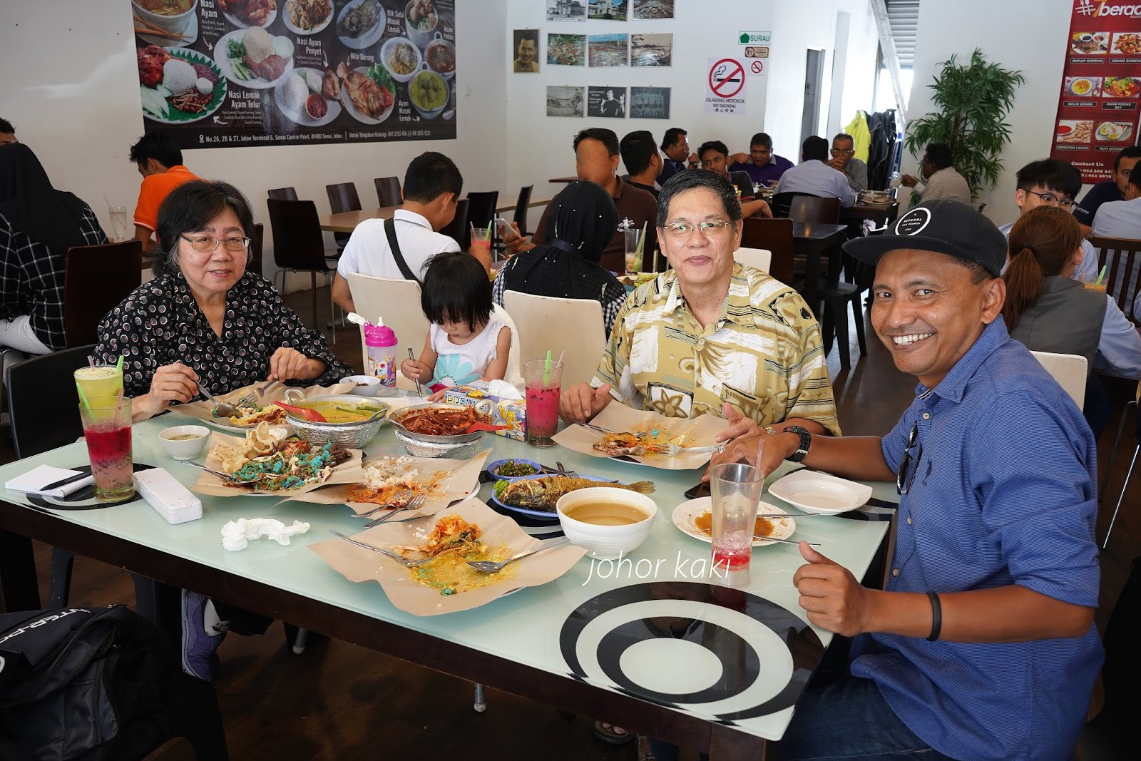 Restoran 7beradik Restaurant Menu Review Delicious Malay Cuisine Senai Airport Johor Johor Kaki Travels For Food