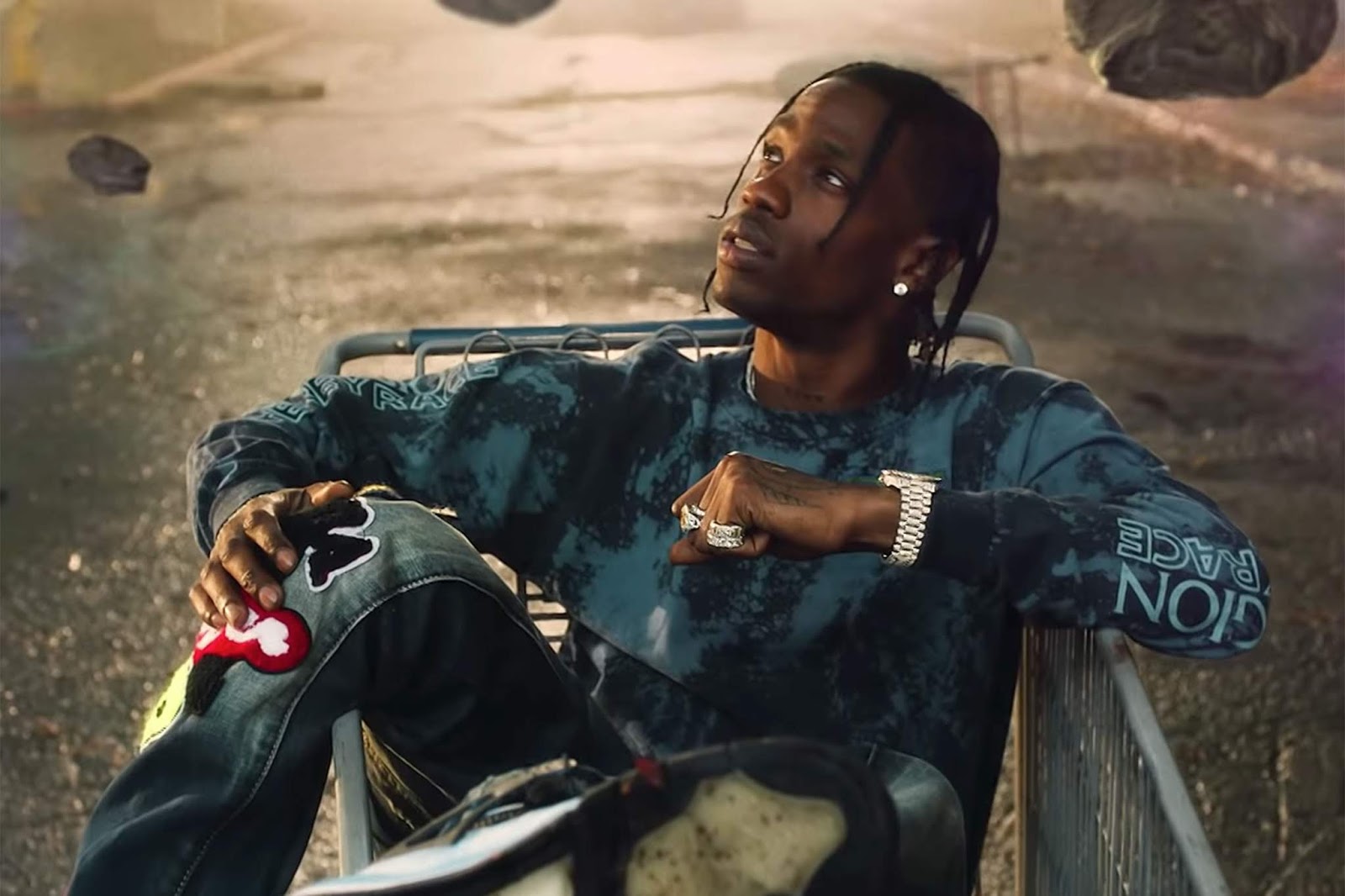 Travis Scott Responds To Transphobic Accusations! The Gossip Factory