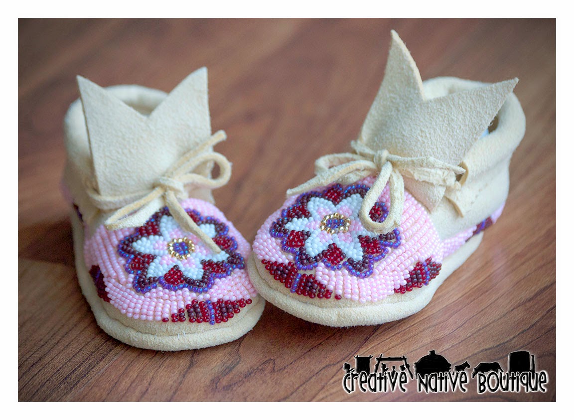 Creative Native Boutique Fully Beaded Baby Moccasins size 2