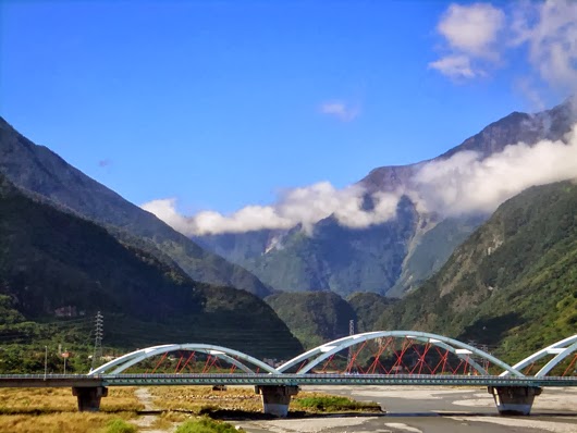 Taroko National Park is viewed from the river mouth.　