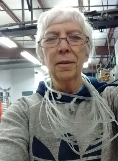 strapping necklace