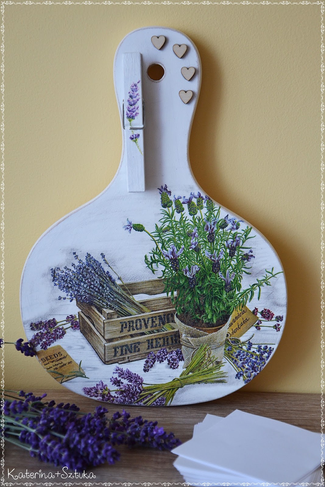 Katerina&Sztuka by PasjonataArt DESKA KUCHENNA (WIESZAK) NA ZAPISKI (decoupage)