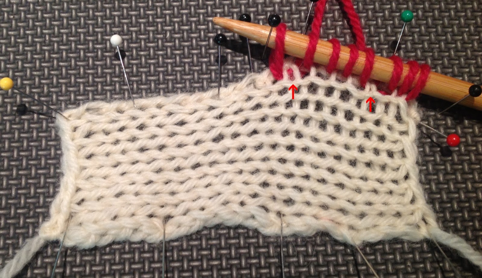 How To Pick Up Stitches In Knitting For Sleeves / Tutorial Pick Up And