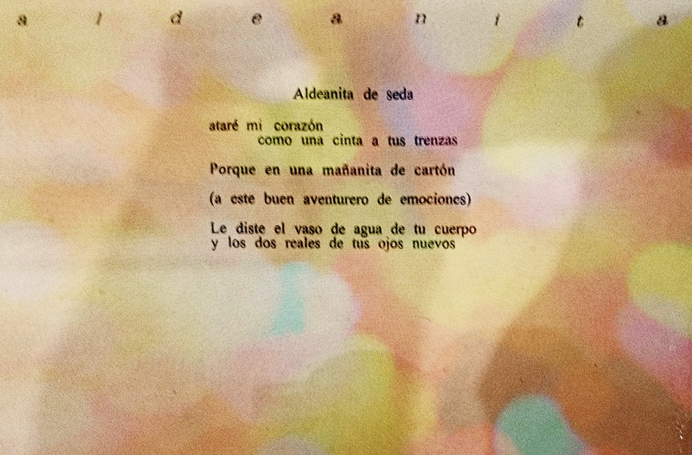 Luz y artes Aldeanita de Seda. Poema de amor Luz y artes Aldeanita de Seda. Poema de amor