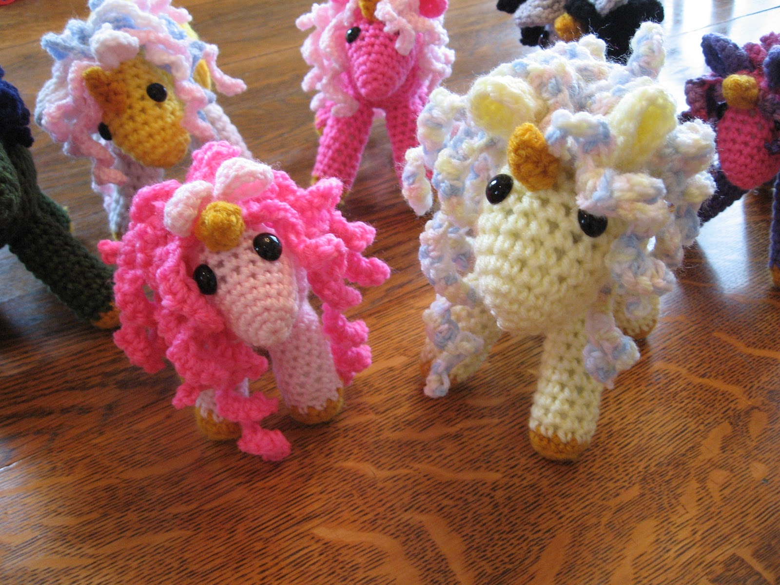 almost-unschoolers-crochet-unicorn-pattern-link