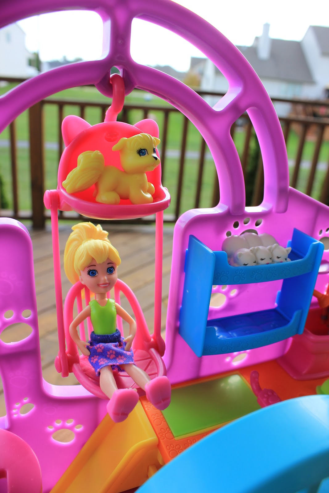 polly pocket swimming pool set