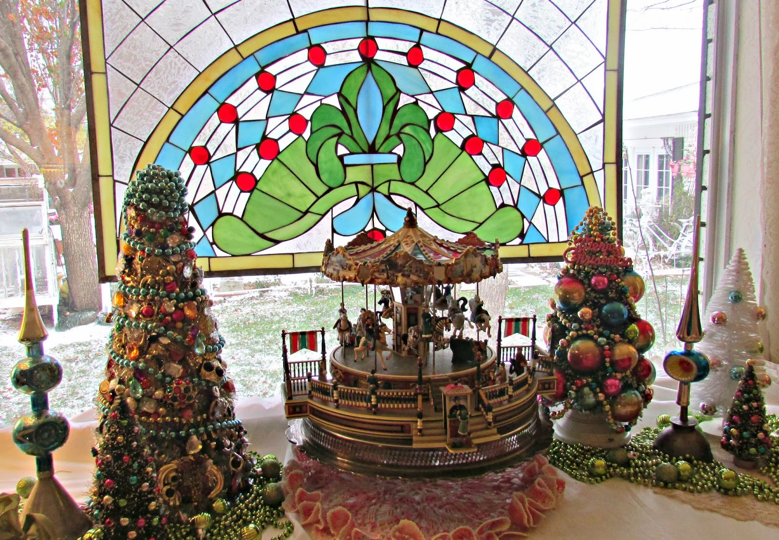 Penny's Vintage Home Carousel Horse Christmas Tree