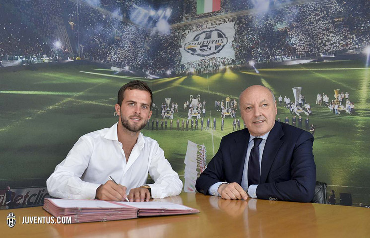 Pjanić: "Oduševljen sam Juventusom" Pjanić: "Oduševljen sam Juventusom"