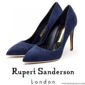 Kate Middleton style RUPERT SANDERSON Malory suede shoe