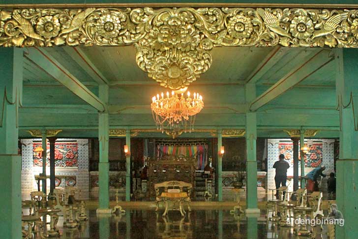 keraton kasepuhan cirebon