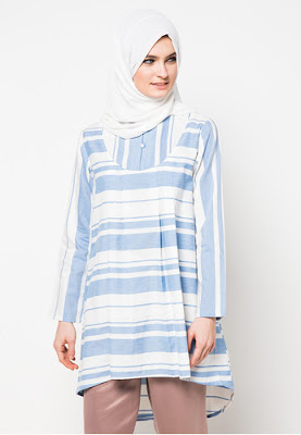 Gambar Baju Atasan Muslimah Kasual Motif Striped Prints HJAuiw90 Atasan Muslim Modis, Atasan Muslim Sifon, Atasan Muslim Unik, Atasan Muslim Murah, Atasan Muslim 2015, Atasan Muslim Cantik, Atasan Muslimah Wanita, Foto Desain Baju Atasan Wanita Muslim Dewasa Terbaru, Blus Tunik Atasan Muslim Busana Muslim Model Terbaru, koleksi desain baju atasan muslim wanita terbaru 2015, Model Baju Atasan Muslim Wanita Terbaru Untuk Pesta, Contoh Model Baju atasan Wanita Muslimah Terpopuler 2015, Model Atasan Muslimah Modern Terbaru 2015, Atasan Muslim Spandex, Kaos Atasan Muslim Remaja Masa Kini, Trend Baju Atasan Muslimah Terbaik 2015, Fashion Busana Atasan Wanita Muslim Terkini, Model Baju Atasan Kasual, Foto Baju Muslim Atasan Wanita, Contoh Desain Baju Muslim Atasan Terbaik, Model Baju Atasan Muslim Modis, Model Busana atasan Muslim Modern, Baju Muslim Atasan Trendy, Busana Muslim Atasan Simpel Terpopuler, Baju Muslim Atasan Untuk Kerja, Baju Muslim Atasan Bahan Sifon, Baju Muslim Atasan Bahan Katun